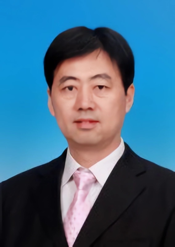 何东华